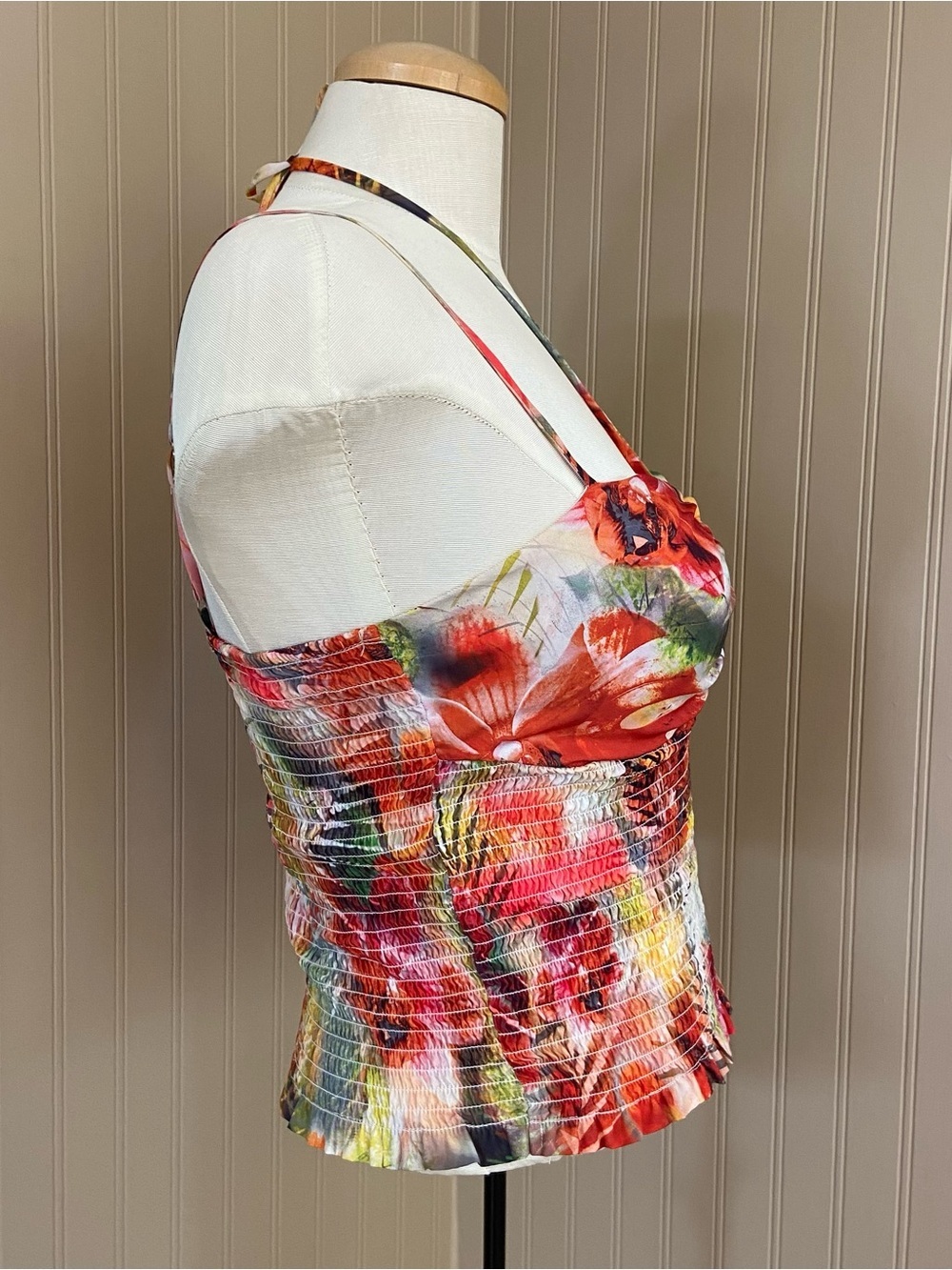 Guess Multi Colour Floral Smocked Halter Crop Tank Top Women’s Large - Picture 4 of 7